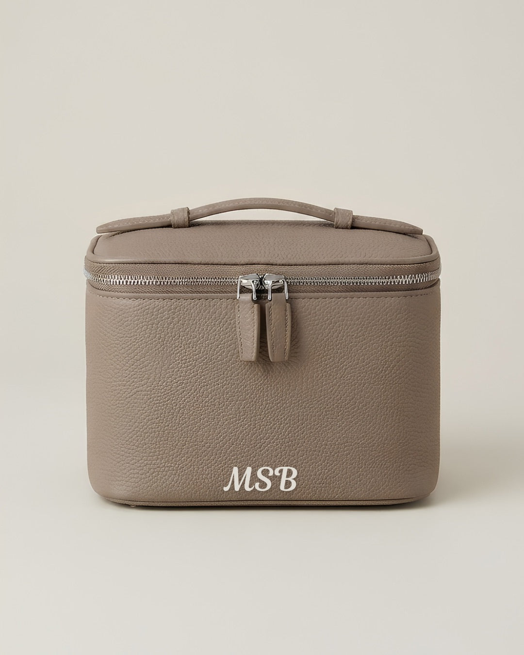 Makeup bag with dividers